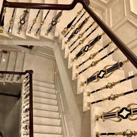 Rampe d'escalier et main courante en aluminium modernes sur mesure pour la décoration intérieure de villa avec hauteur réglable