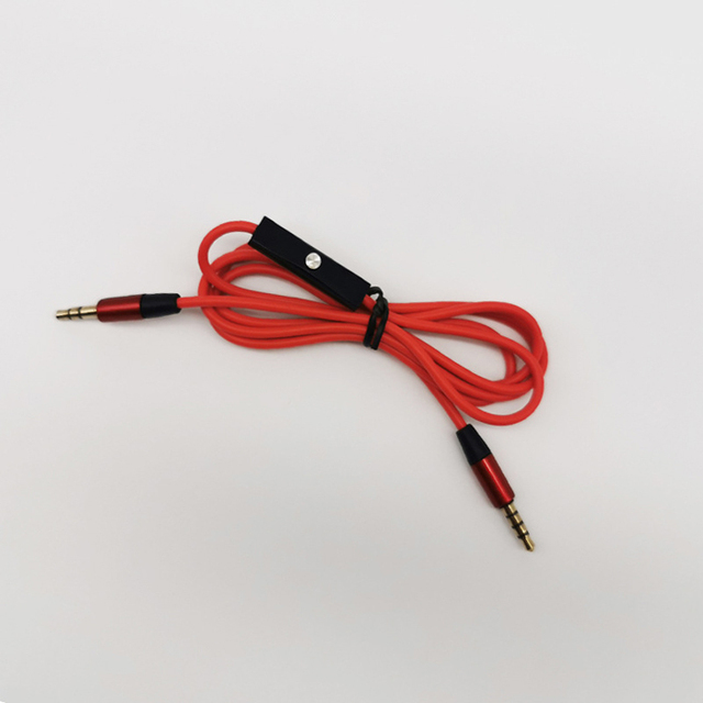 D2864 1.2m male to male 3.5mm aux cable with mic control for SOLO / STUDIO HEADPHONES