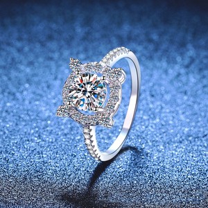 Commercio all'ingrosso 925 gioielli in argento Sterling Custom classico <span class=keywords><strong>1</strong></span> <span class=keywords><strong>carato</strong></span> Moissanite <span class=keywords><strong>diamante</strong></span> <span class=keywords><strong>anello</strong></span> di fidanzamento per le donne - Product Image 2
