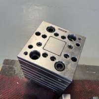 Outil d'extrusion de profilés en PVC EKO pour produits ménagers avec portes et fenêtres en PVC