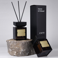 Diffuseur de Parfum à Bâtonnets d'Huiles Essentielles de Qualité Supérieure Grande Capacité pour la Maison Glory, Lot de 200 ml et 500 ml