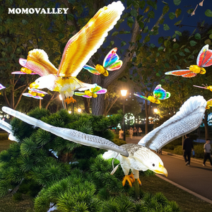 Lampada LED Decorativa da Giardino a Forma di Uccello Dorato Dinamico, Impermeabile IP65, per Pasqua e Halloween - Product Image 1