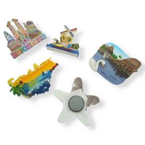 Aimant de réfrigérateur en gros personnalisé, aimant souvenir 3D avec logo de ville pour la décoration de cuisine, autocollant populaire en polyrésine 3D - Product Image 2