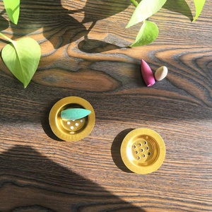 Fer métal porte-encens brûleur d'encens accessoires couvercle brûleur d'encens fer tasse Carton carton boîte or résine en gros 52 Mm - Product Image 2