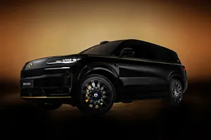 DENZA N9 DM-i 2026, SUV <span class=keywords><strong>Híbrido</strong></span> <span class=keywords><strong>Enchufable</strong></span> de Alta Gama |   Autonomía de 230 <span class=keywords><strong>km</strong></span> para Vehículos Eléctricos |   1330 <span class=keywords><strong>km</strong></span> de Autonomía Total |   3.9s <span class=keywords><strong>0</strong></span>-100 <span class=keywords><strong>km</strong></span>/h - Product Image 5