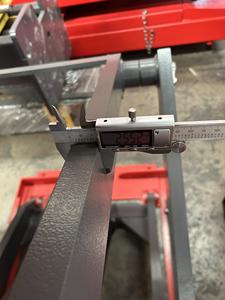 Elevador de Tijera Subterráneo Hongtech HOT-UGS4 - Accionamiento Hidráulico, Capacidad de 4000 kg, 10 Años de Vida Útil, Equipo de <span class=keywords><strong>Taller</strong></span> Portátil - Product Image 4