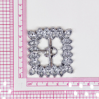 Boucle de chaussure creuse en strass, boucle à ardillon brillante entièrement sertie de diamants, accessoires décoratifs électroplaqués pour chaussures, vente en gros