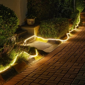 Bande lumineuse à <span class=keywords><strong>LED</strong></span> solaire 2835 <span class=keywords><strong>LED</strong></span> RVB 5050 IP65 étanche bande lumineuse flexible extérieure <span class=keywords><strong>LED</strong></span> pour la décoration intérieure de Noël et de mariage - Product Image 6