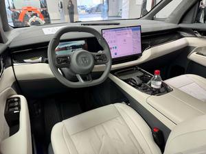 Geely Zeekr 009 Chinese New Energy Geely Zeekr 009 Mid Large MPV 7 Seat Pure Electric Mpv Long Battery Dual Motor EV Car Auto - Product Image 6