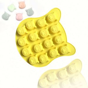 Moule à gâteau et bac à glaçons en silicone écologique, 16 cavités, motif tête d'ours de dessin animé, pour DIY à domicile, OEM/ODM - Product Image 1