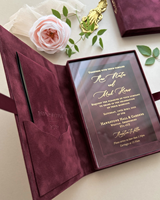 Caja de Invitación de Boda de Terciopelo Borgoña, Monograma Personalizado en Lámina Dorada, Invitación Acrílica, Juego de Papelería de Lujo