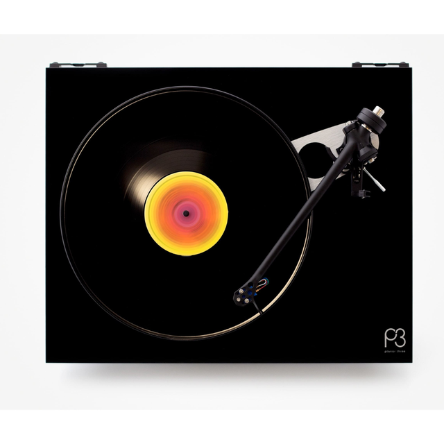 REGA Planar 3 P3 Turntable for Vinyl Playing Hi-Fi Music with 20Hz-20kHz Frequency Response