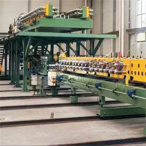 Ligne de production de machines de fabrication de panneaux isolants sandwich en PU continu avec garantie de 2 ans pour les panneaux de cloisons - Product Image 3