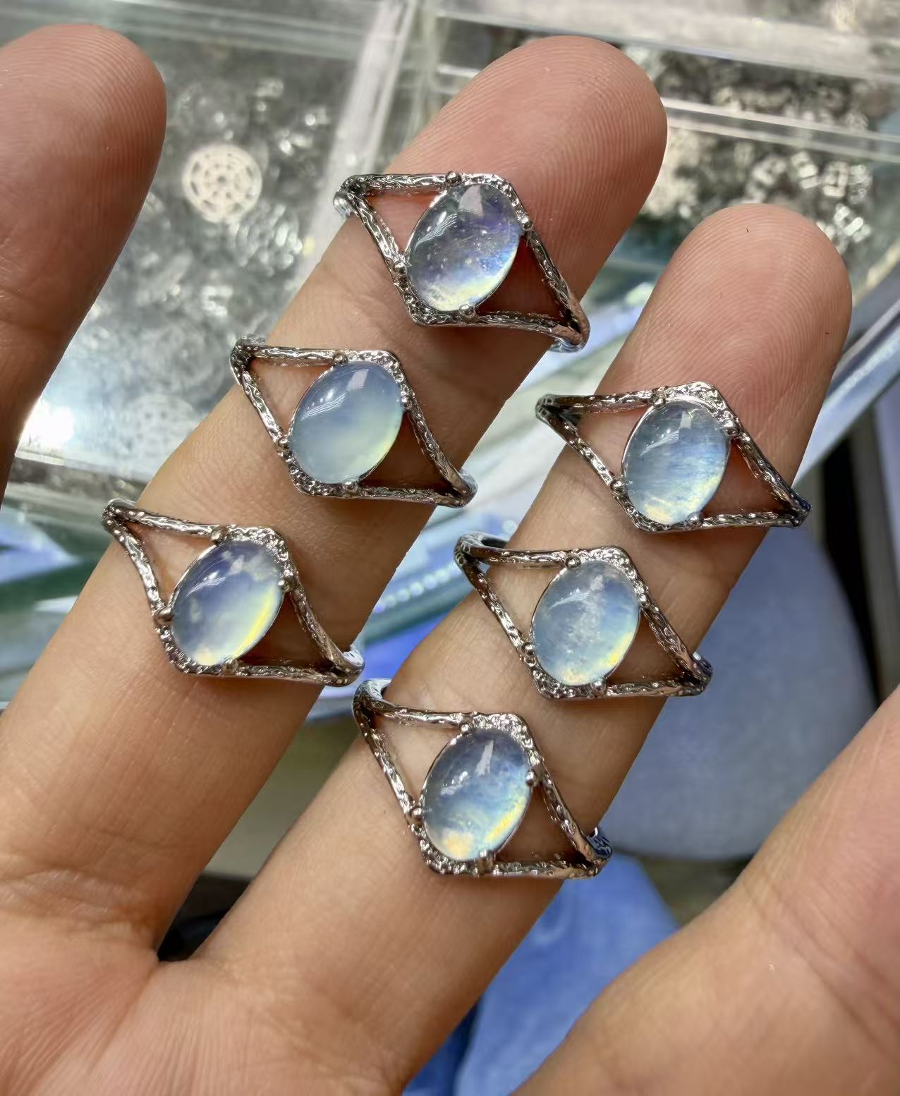aquamarine