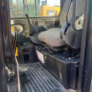 Miniexcavadora hidráulica Hitachi ZX50U con pintura original de fábrica, excavadora de cola corta para sitios de construcción estrechos - Product Image 6