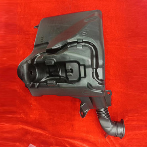 Autres réservoirs d'eau pour essuie-glaces Tesla 56 en matériau TPEE pour remplacement et réparation - Product Image 3