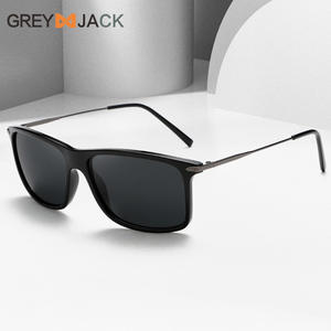 Gafas de Sol Polarizadas para Hombre Greyjack, Montura Negra TR90, Lentes TAC, Protección UV400, para Conducir, Aire Libre y Moda - Product Image 1