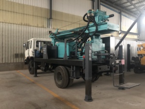 2022 מכירה לוהטת זול למעלה איכות משאית רכוב מים גם קידוח Rig לדרום אפריקה - Product Image 4