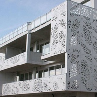 Écran perforé décoratif en aluminium, feuille découpée au Laser, rideau de façade en métal, revêtement mural