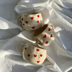 2024 liebespaare geschenk porzellan kaffee tee tasse benutzerdefiniertes logo gedrucktes herz keramik valentinstag becher