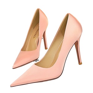 <span class=keywords><strong>Chaussures</strong></span> à talons hauts pour femmes, <span class=keywords><strong>chaussures</strong></span> de printemps mignonnes et douces, escarpins à talons hauts roses pour femmes, <span class=keywords><strong>chaussures</strong></span> de soirée <span class=keywords><strong>d</strong></span>écontractées, <span class=keywords><strong>chaussures</strong></span> de <span class=keywords><strong>mariage</strong></span> Sexy pour boîte de nuit - Product Image 1