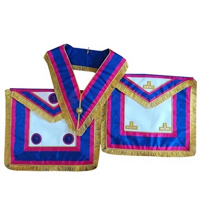 Vestido y delantal de piel de cordero, marca regalia - Product Image 1