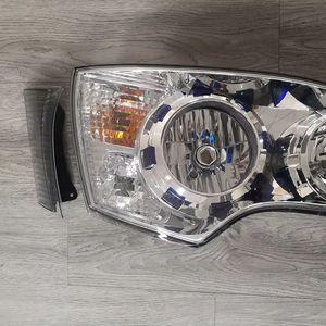 Faro Delantero para Autobús Eléctrico Yu-Tong de 24V, Ajustable Eléctricamente, Halógeno y Xenón, Temperatura de Color de 6000k, Nuevo - Product Image 2