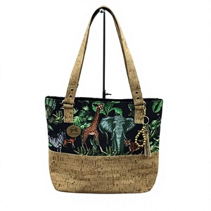 Sac fourre-tout en toile et liège, écologique, portable, végétalien, OEM, économique, avec logo, motif dessin animé, fermeture à bouton, couleur personnalisée, poignée réglable - Product Image 4