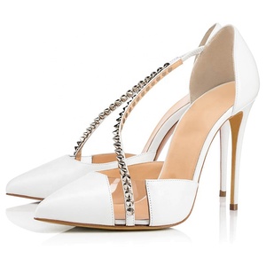 Sandalias de tacón de aguja con remaches metálicos para mujer, zapatos de vestir de PVC con punta puntiaguda para oficina - Product Image 5