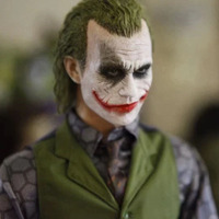 Offre Spéciale résine artisanat Heath Ledger Statue DC héros Joker assis modèle statique ornement figurine