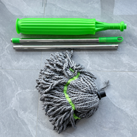 Serpillère Auto-Essoreuse à Caractéristiques Uniques avec Long Manche Télescopique en Acier Inoxydable, Comprend 1 Tête de Rechange, Nettoyage de Sol