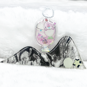 カスタム漫画プラスチック<span class=keywords><strong>PVC</strong></span>キーホルダー水入りキュートオイル液体クイックサンドキーホルダーバッグペンダント医療バッグ型キーホルダー - Product Image 4