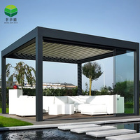 Nouveau système de persiennes de panneau solaire en aluminium pour l'extérieur du jardin Pergola de salle de solarium Pergola solaire avec onduleur solaire hybride