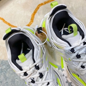 Chaussures décontractées personnalisables en cuir véritable, respirantes, légères, à enfiler, avec semelle épaisse en maille, tendance mode - Product Image 5