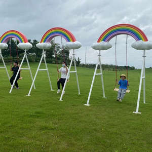 Balançoires intérieures romantiques, design nuage blanc arc-en-ciel bord de mer, équipement de photographie populaire, installations de parc d'attractions pour enfants - Product Image 1