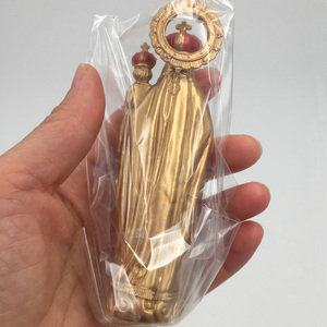 Figurine religieuse lumineuse en plastique doré de 10 cm, Vierge Marie tenant l'Enfant Jésus, RLD1007 - Product Image 5