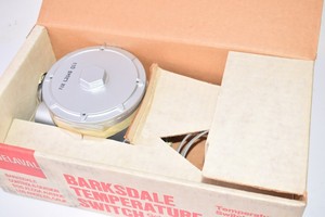 PLC NEW Barksdale <strong>T1X</strong>-L204S-Q11 GOLD LINE TEMPERATURE SWITCH THERMOSTAT Warranty Product - Product Image 1