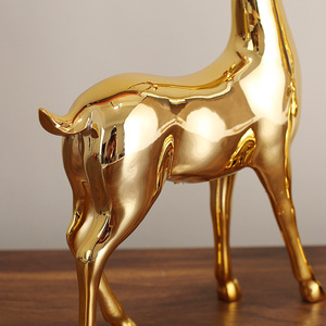 Decoración de Ciervo Chapado en Oro, Estilo Nórdico, Arte en Resina Sintética, Decoración Navideña para el Hogar, Adorno para Sala de Estar - Product Image 3