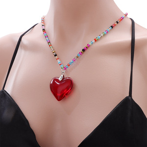 Collar de cuentas de colores con colgante de corazón rojo, joyería para niñas, regalo, accesorio de moda - Product Image 5