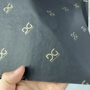 Empacotamento preto do papel do tecido Logotipo prateado branco luxuoso personalizado para o negócio Papel de embrulho