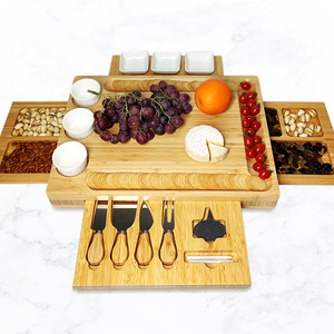 Juego de tabla de quesos de bambú con 4 cajones y juego de cuchillos de acero inoxidable para servir y entretener - Product Image 1
