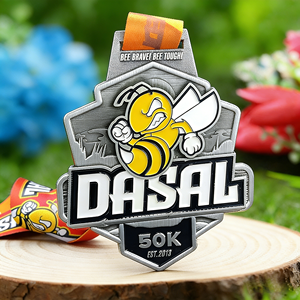 เหรียญรางวัลหมุนได้พร้อมริบบิ้นสำหรับการแข่งขันวิ่งฮาล์ฟมาราธอน 5 กม. 10 กม. ของที่ระลึกตุรกีเคลือบโลหะแบบกำหนดเองจากผู้ผลิต - Product Image 1