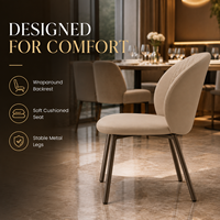 Chaise de salle à manger ergonomique moderne avec dossier incurvé matelassé, assise rembourrée beige, pieds en métal pour hôtel, restaurant
