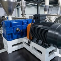 Extrudeuse de feuilles plastiques à haute vitesse, entièrement automatique, à économie d'énergie, à vis simple, co-extrusion PP/PS, contrôle PLC, prix compétitif