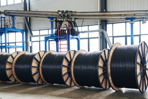 Câble d'alimentation à 4 conducteurs en cuivre isolé PVC <span class=keywords><strong>VV</strong></span> 0,6/1 kV pour la distribution d'énergie dans les bâtiments, câble de batterie - Product Image 5