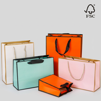 Bolsa de Compras de Estilo Geométrico Lineal Sofisticado, Impresión de Logotipo Personalizada, Empaque Personalizado para Tiendas de Diseñadores Contemporáneos
