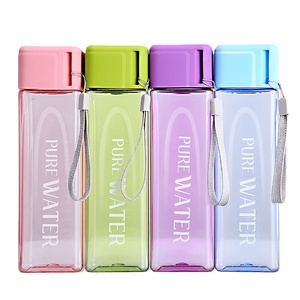Bouteille d'eau carrée en plastique PC de 500 ml, personnalisée en usine, anti-fuite, résistante à la chaleur, avec paille, sans BPA, pour enfants, idéale comme cadeau - Product Image 2