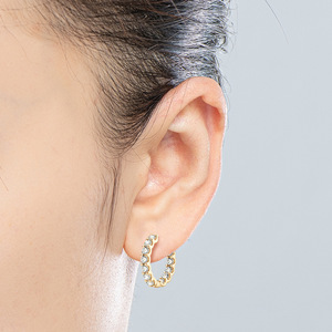 Pendientes de aro redondos minimalistas de cobre con baño de oro de 14K, moissanita VVS D GRA, joyería personalizada para uso diario para mujeres. - Product Image 3