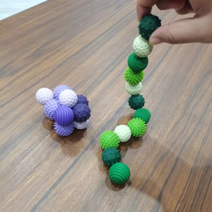 ชุดลูกบอลซิลิโคนบรรเทาความวิตกกังวลแบบสัมผัส 6 ชิ้น ของเล่นบีบคลายเครียดสำหรับเด็กออทิสติก คุณภาพพรีเมียมจากโรงงานโดยตรง - Product Image 2