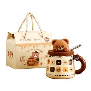 Mug en céramique Ours de dessin animé tendance et adorable, tasse à boisson en céramique avec couvercle et paille pour le bureau, les cadeaux quotidiens et diverses occasions - Product Image 1